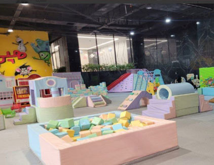 شهربازی هپی سنتر قم