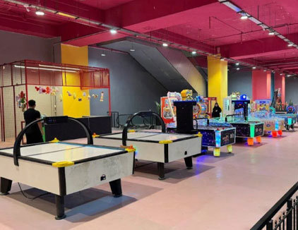 شهربازی هپی سنتر قم