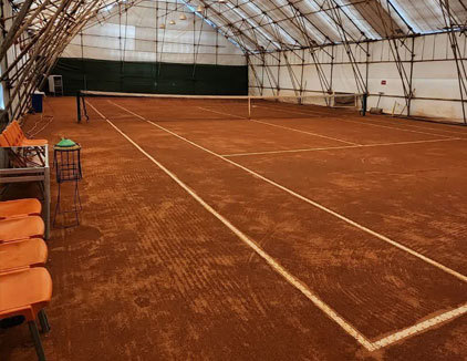 زمین تنیس هتل ثامن مشهد