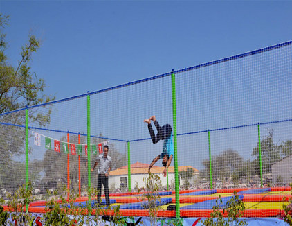ترامپولین کیش